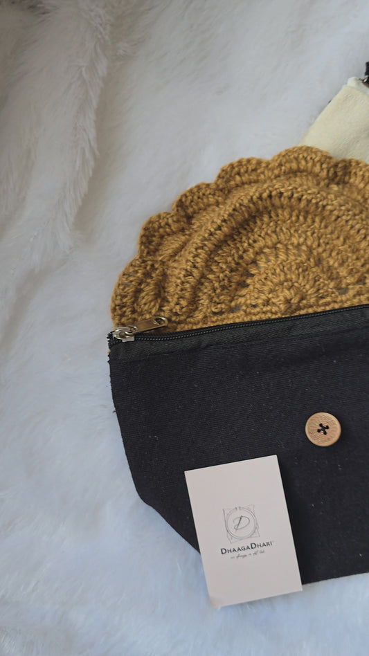 Crochet Makeup Pouch