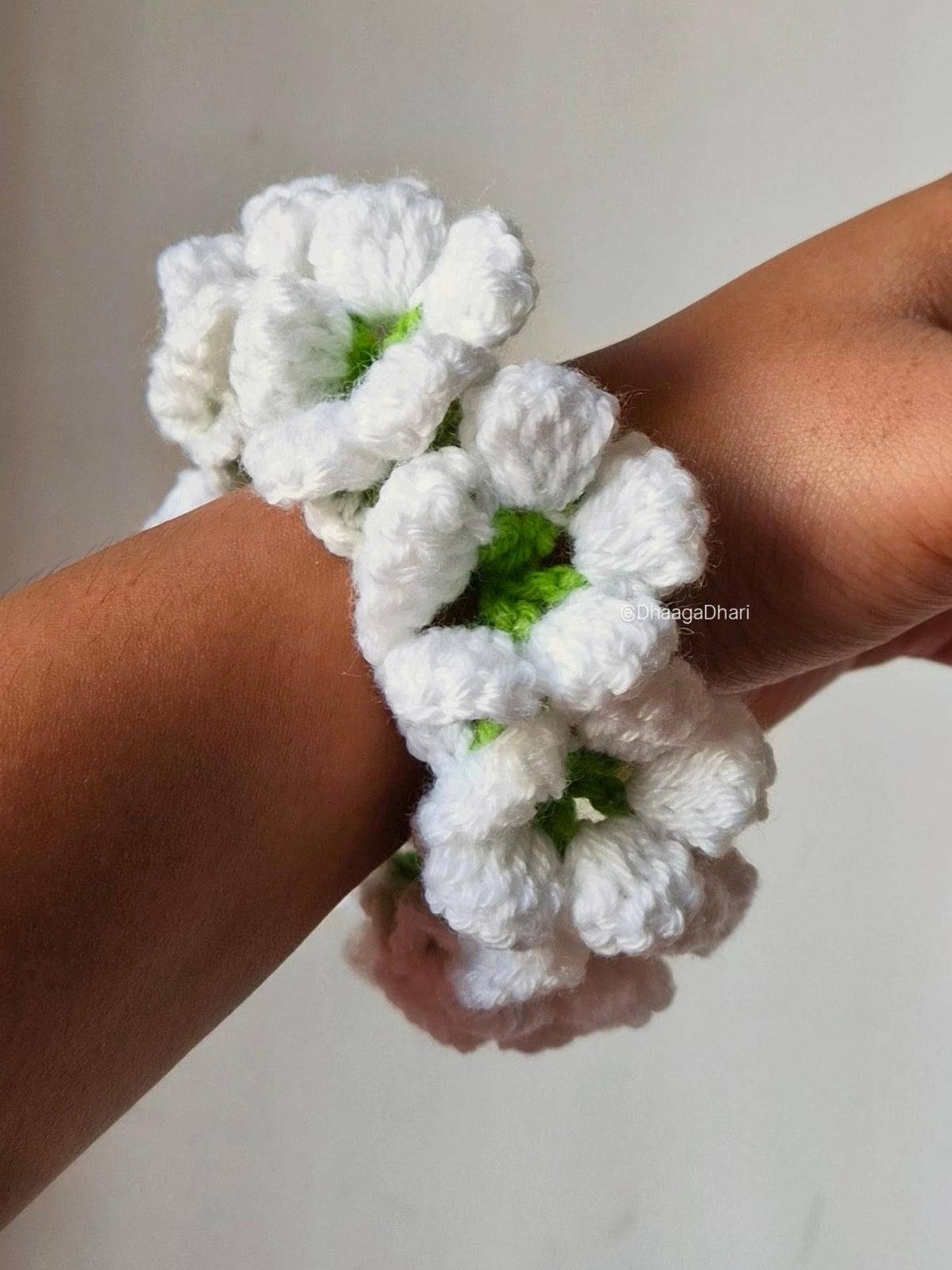 Scrunchies Gajra