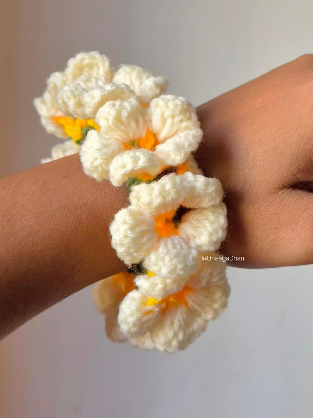 Scrunchies Gajra