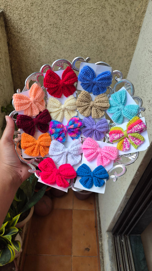 Crochet Bow Clip