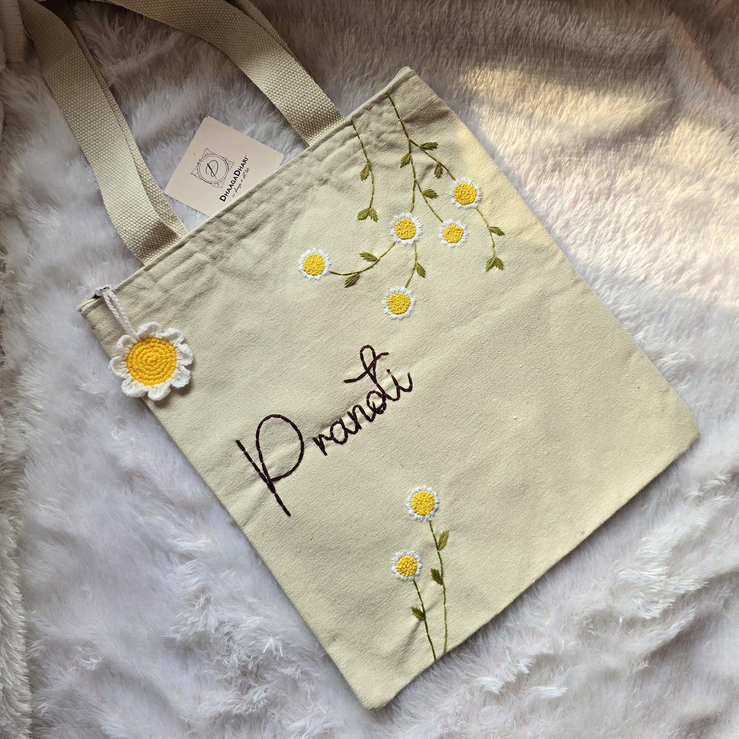 Aesthetic Daisy Embroidery Tote Bag
